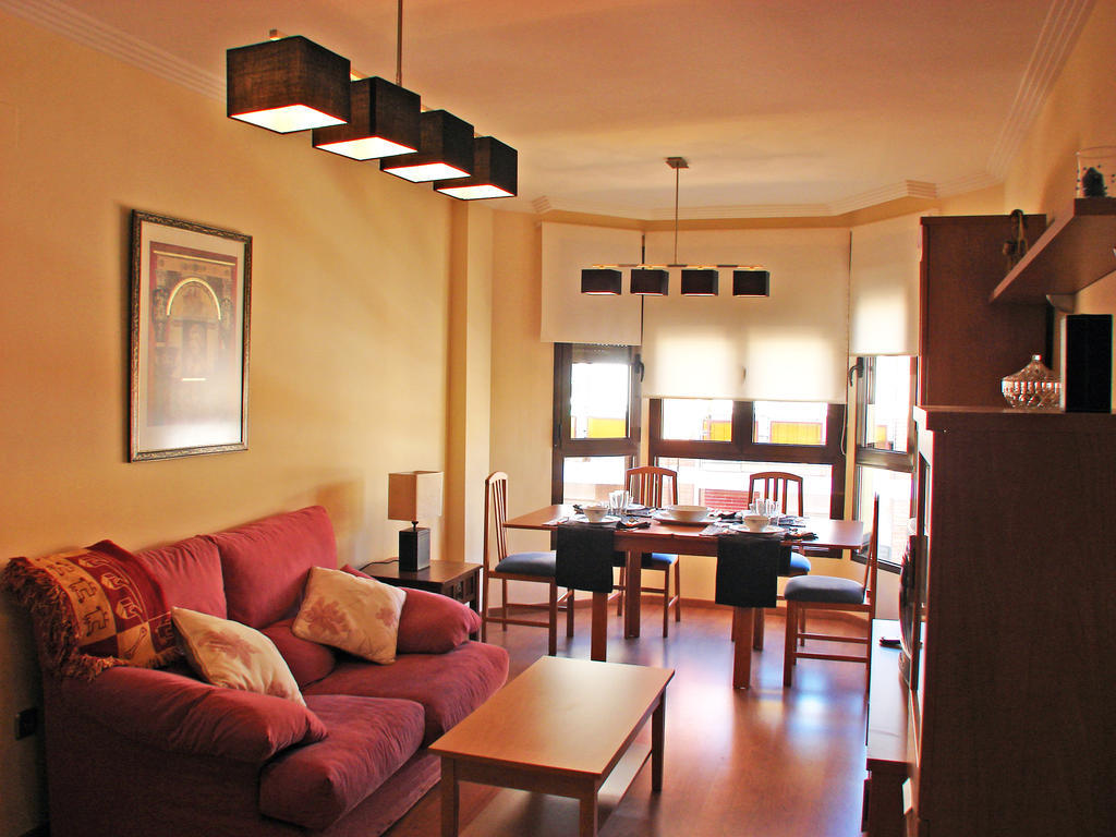 Apartamentos Legazpi Albacete Habitación foto
